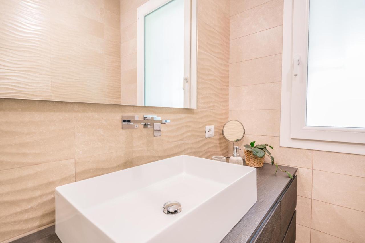 Villa Acquario Elegance - 200 Mt Dalla Spiaggia Torre delle Stelle Luaran gambar